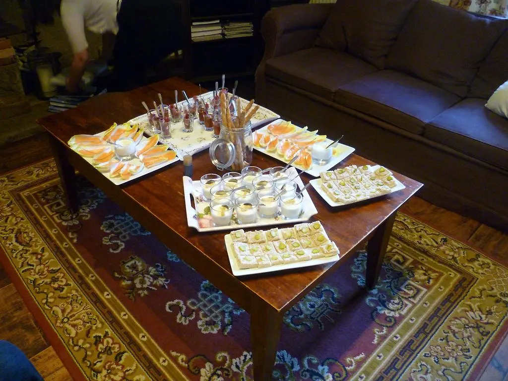Chambres D'Hotes Le Quartier Val-Couesnon Bed & Breakfast