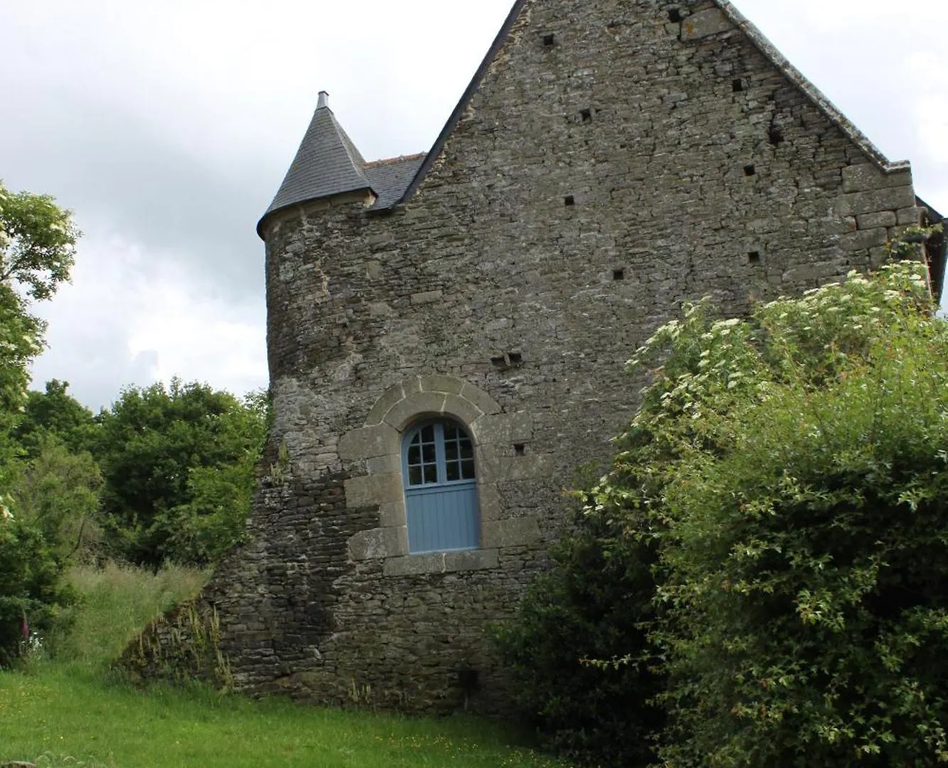 Chambres d'Hotes Le Quartier Val-Couesnon 3*,