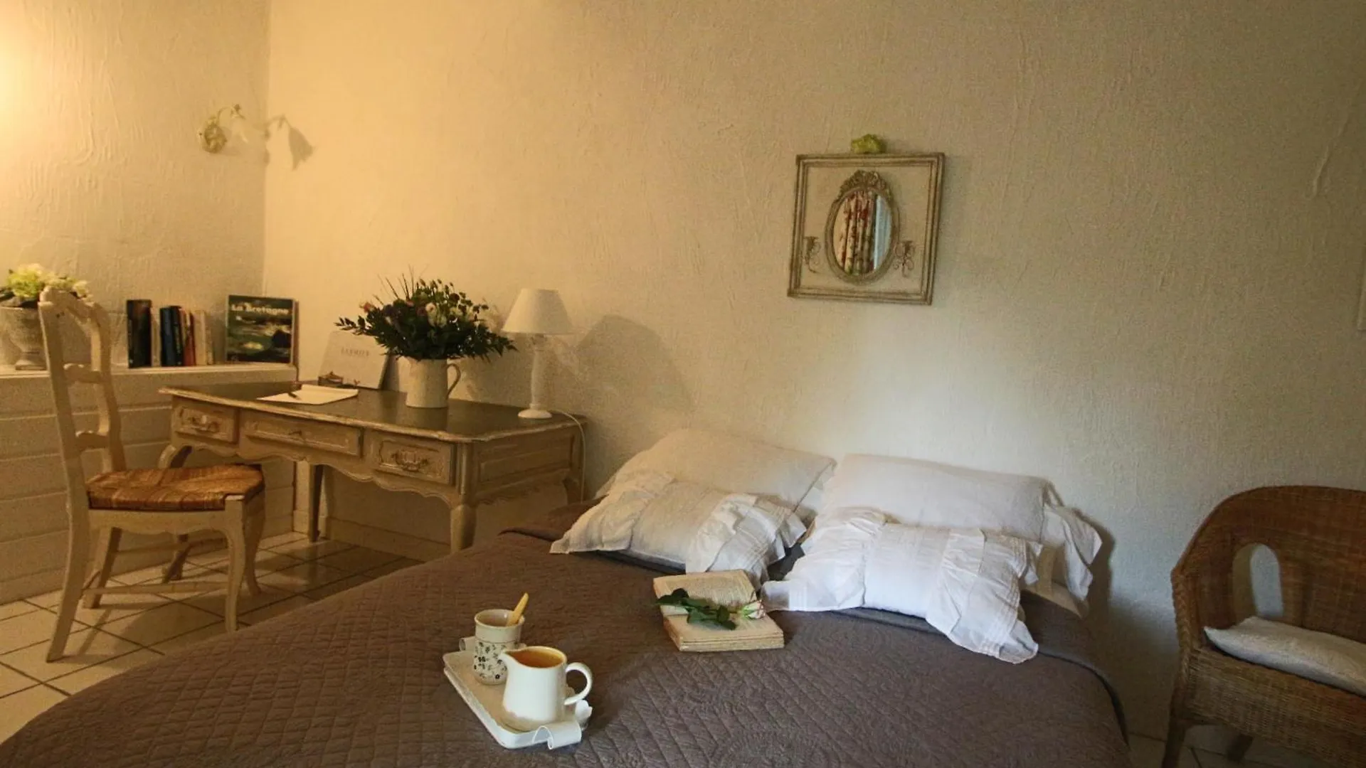 *** Couette-café Chambres d'Hotes Le Quartier Val-Couesnon France
